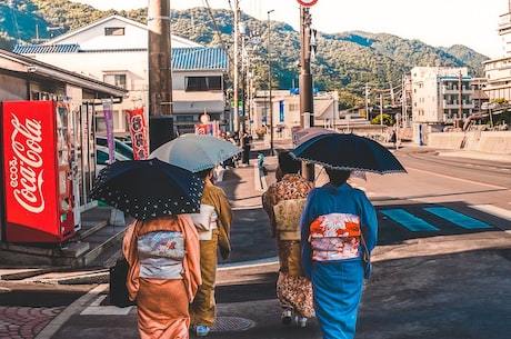 北京市城市房地产转让管理办法 积极培育本地企业晋档升级